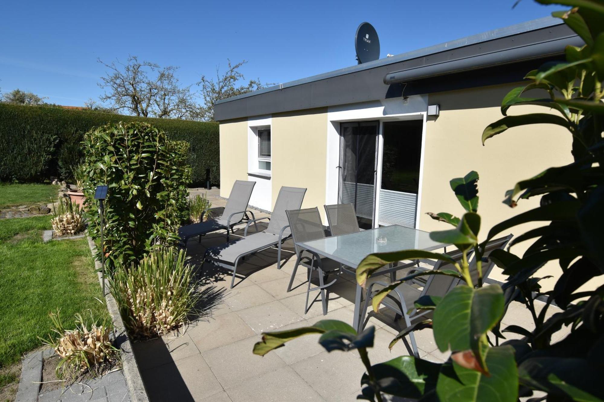 Bungalow Achtern Huus Grube Екстер'єр фото